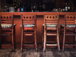 Barové stoličky - pýcha moderných domácností